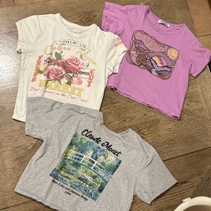 3 pc bundle T-shirts size small